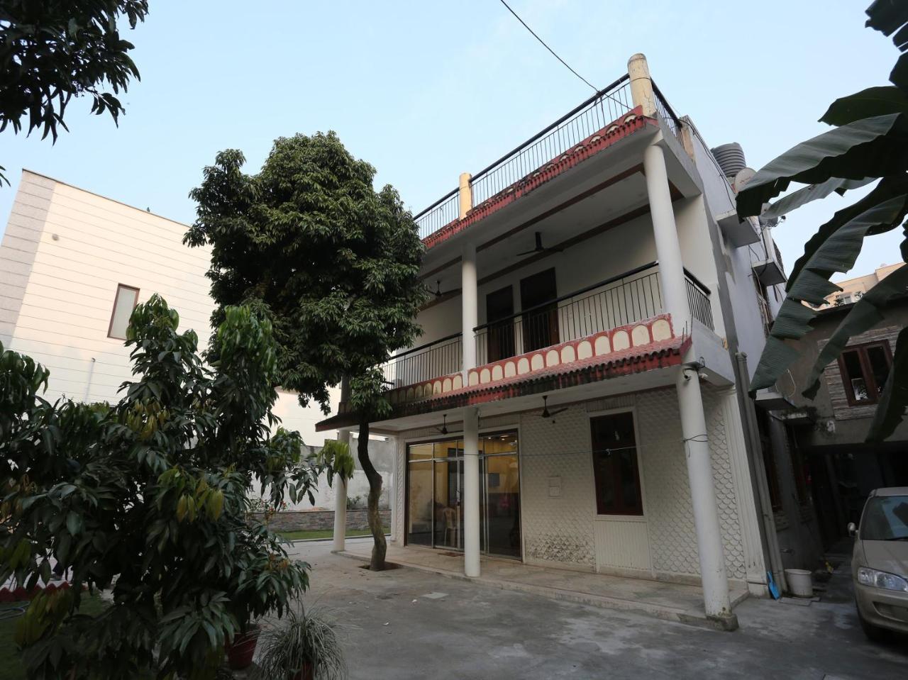 Oyo 10448 Green View Home Stay デヘラードゥーン エクステリア 写真