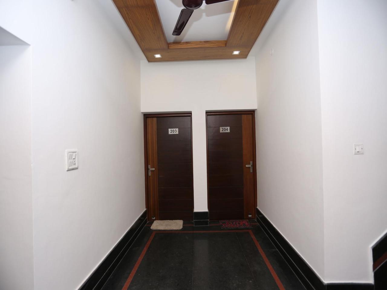 Oyo 10448 Green View Home Stay デヘラードゥーン エクステリア 写真