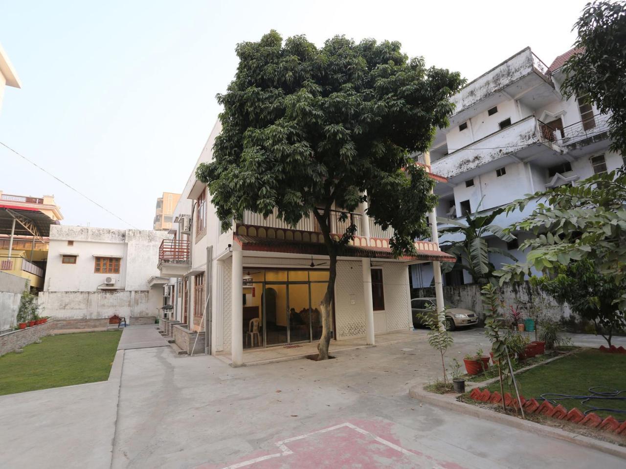 Oyo 10448 Green View Home Stay デヘラードゥーン エクステリア 写真