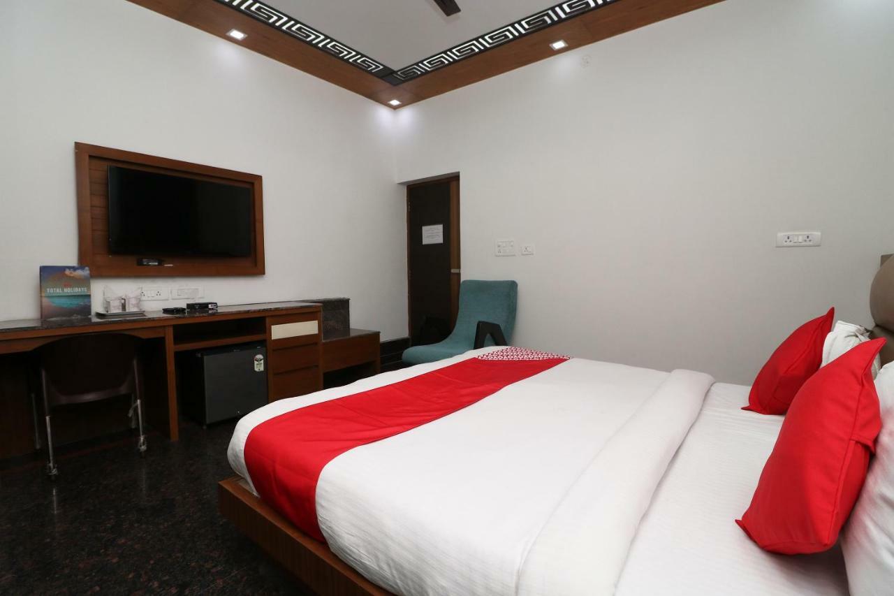 Oyo 10448 Green View Home Stay デヘラードゥーン エクステリア 写真