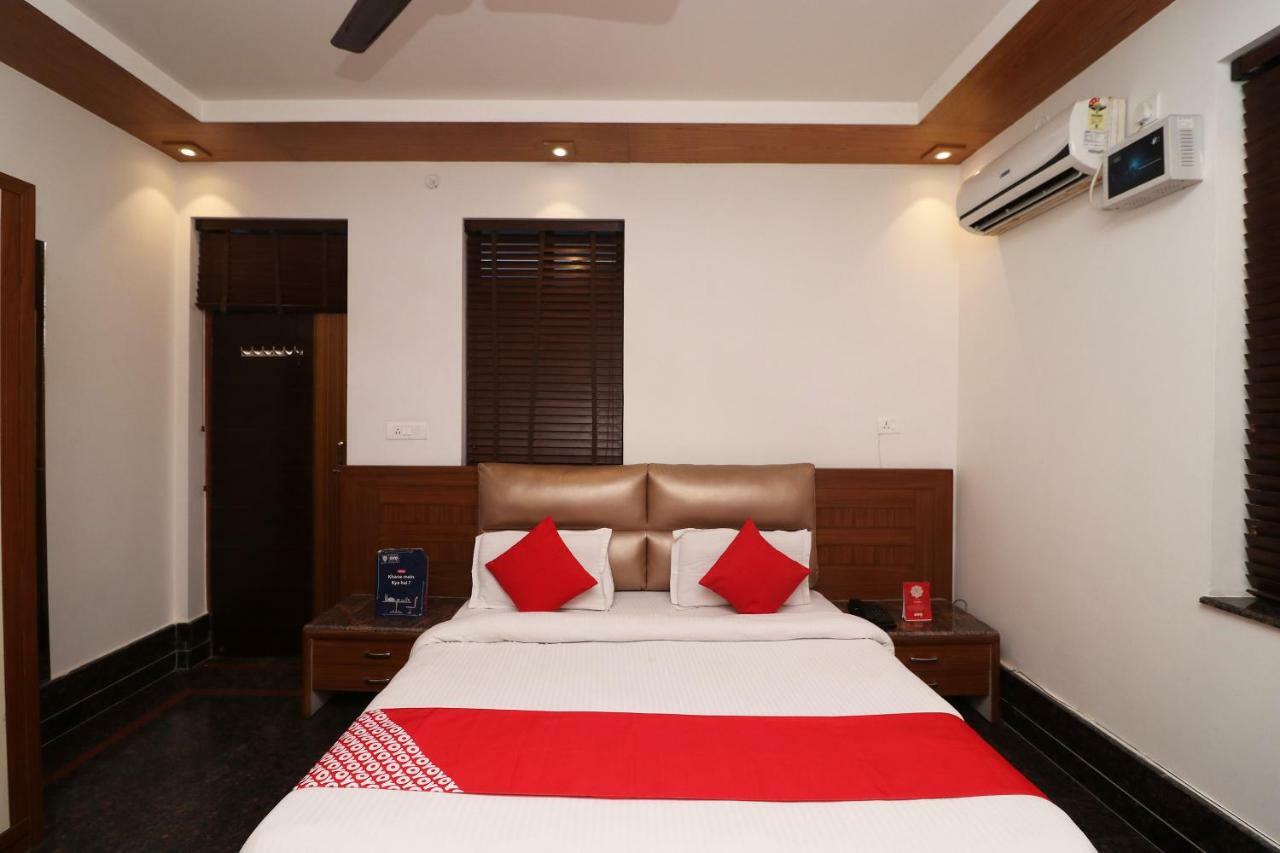 Oyo 10448 Green View Home Stay デヘラードゥーン エクステリア 写真
